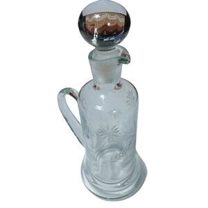 Crystal Decanter 11" tall (sith stopper) Clear Floral Cut Design Handle